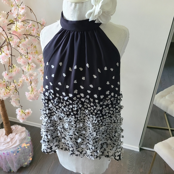 7th Avenue Design Studio 3D Halter Top, black and white clover flowers - Picture 2 of 8
